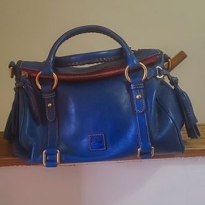 Dooney and bourke small satchel- ocean